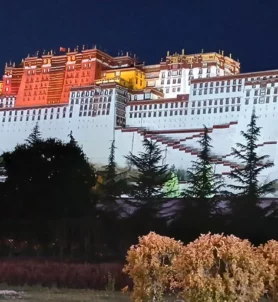 Chengdu to Everest Base Camp Tour.