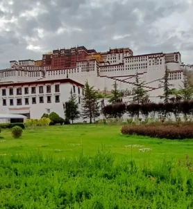 Lhasa Everest Base Camp Tour.